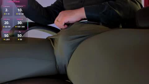 Snapshot of bulgeart chatting on March 2026 09:18:02 PM John online show from March 2026 09:18:02 PM