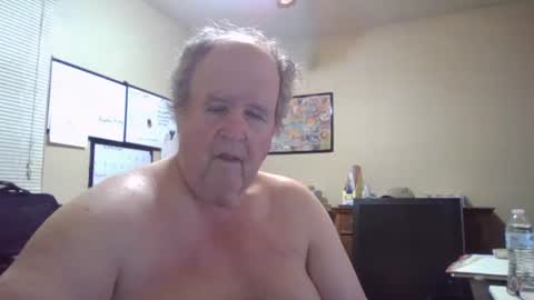 bullfrogg5050 online show from September 2025 02:35:01 AM