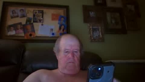 bullfrogg5050 online show from October 2025 10:26:01 AM