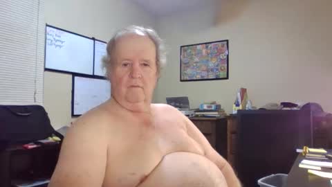 bullfrogg5050 online show from October 2025 12:15:02 AM