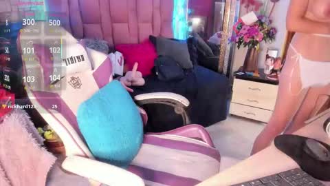 Snapshot of bulmasweetyose chatting on October 2025 09:26:01 PM bulmasweetyose  mommy submissive control milf lovense online show from October 2025 09:26:01 PM