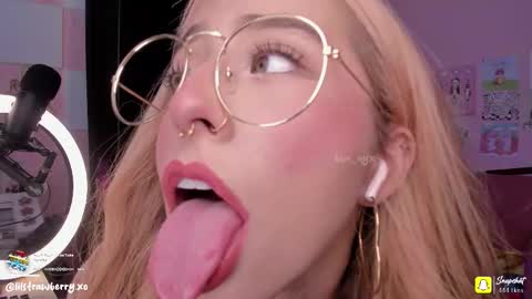        online show from November 2025 04:19:02 PM