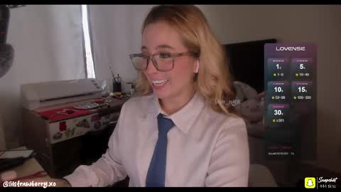 Snapshot of bun_nyx chatting on April 2026 06:11:02 PM online show from April 2026 06:11:02 PM