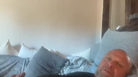 Snapshot of bungo78 chatting on September 2025 09:31:02 AM bungo78 online show from September 2025 09:31:02 AM