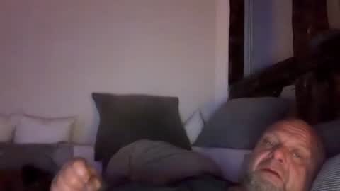 Snapshot of bungo78 chatting on September 2025 06:57:01 PM bungo78 online show from September 2025 06:57:01 PM