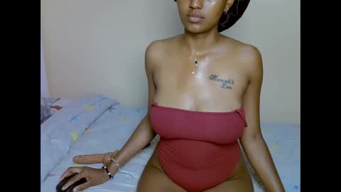 Snapshot of bunnnyblisss chatting on April 2026 04:25:01 PM Bunny online show from April 2026 04:25:01 PM