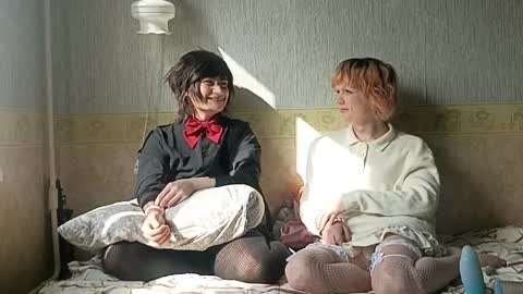Snapshot of bunny__doll chatting on April 2026 07:09:02 AM Elly and Blake online show from April 2026 07:09:02 AM