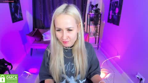 Sasha  online show from December 2024 12:16:02 PM