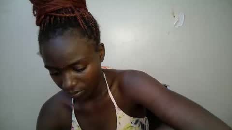 Snapshot of bunny_bliss1 chatting on April 2026 12:04:01 PM bunny_bliss1 online show from April 2026 12:04:01 PM