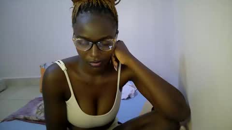 Snapshot of bunny_bliss1 chatting on May 2026 06:59:01 PM bunny_bliss1 online show from May 2026 06:59:01 PM