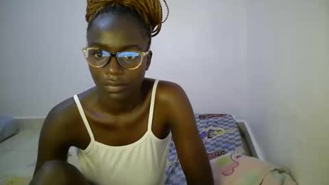 Snapshot of bunny_bliss1 chatting on May 2026 04:04:02 PM bunny_bliss1 online show from May 2026 04:04:02 PM