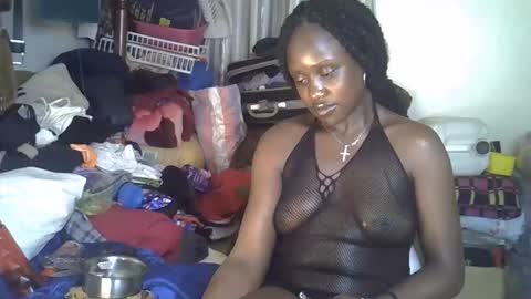 Bunny online show from April 2026 07:07:02 PM