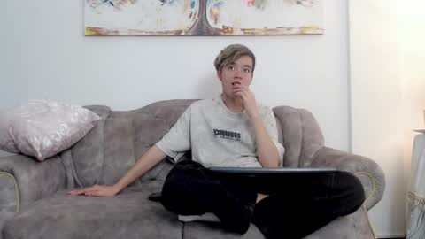 bunny online show from January 2025 03:43:01 PM