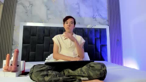 bunny online show from September 2025 12:42:02 PM