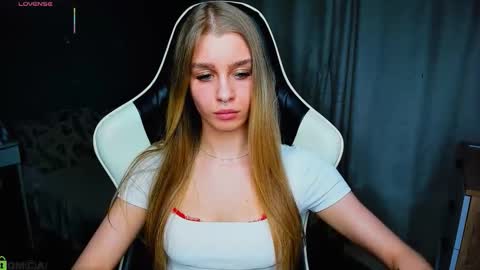 Snapshot of bunny_wetty chatting on November 2025 06:52:02 PM ruslana online show from November 2025 06:52:02 PM