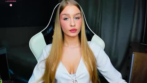 Snapshot of bunny_wetty chatting on November 2025 05:24:02 PM ruslana online show from November 2025 05:24:02 PM