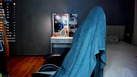 Snapshot of bunny_wetty chatting on April 2026 07:33:02 PM ruslana online show from April 2026 07:33:02 PM