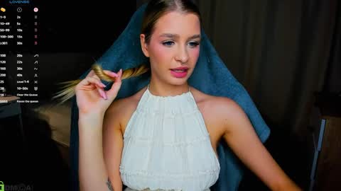 Snapshot of bunny_wetty chatting on April 2026 06:38:01 PM ruslana online show from April 2026 06:38:01 PM