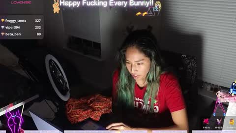 Snapshot of bunnycheekz chatting on December 2024 11:14:02 PM Tokki bunny online show from December 2024 11:14:02 PM