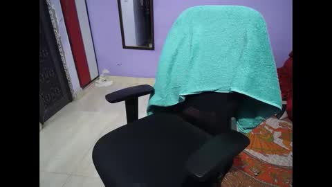 Snapshot of bunnycolbyy chatting on April 2026 05:52:01 AM bunnycolbyy online show from April 2026 05:52:01 AM