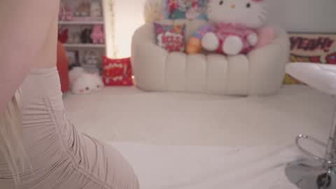 Stella online show from January 2025 10:34:02 PM