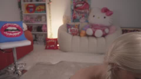 Stella online show from January 2025 12:23:01 AM