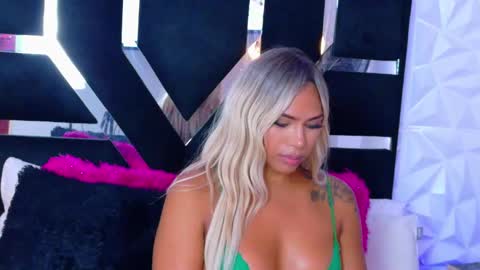 ONLYFANS  online show from February 2025 07:14:01 PM