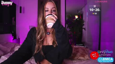 Stephanie   Next stream TUESDAY   6pm  PDT online show from November 2025 10:56:02 PM