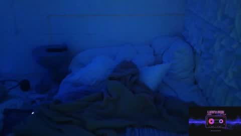 Snapshot of bunnyslutt chatting on March 2026 05:08:02 AM bunnyslutt online show from March 2026 05:08:02 AM