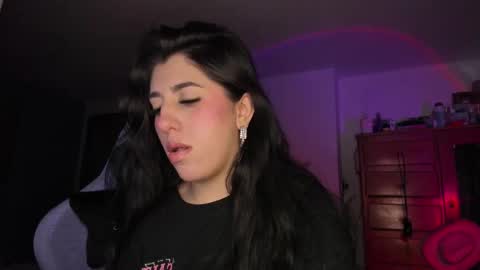 Snapshot of bunnyy09 chatting on September 2025 04:40:01 PM Jess online show from September 2025 04:40:01 PM