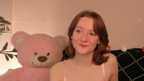 Snapshot of bunnyy_4u chatting on June 2026 03:13:02 PM Lilith online show from June 2026 03:13:02 PM