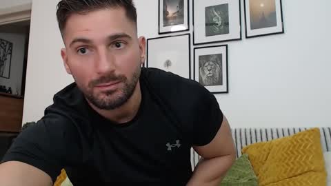 Snapshot of bunzdanny chatting on February 2025 08:28:01 PM BunzDanny online show from February 2025 08:28:01 PM