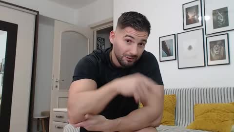 Snapshot of bunzdanny chatting on February 2025 04:25:02 PM BunzDanny online show from February 2025 04:25:02 PM