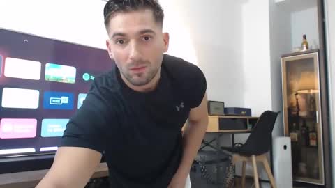 Snapshot of bunzdanny chatting on October 2025 05:44:02 PM BunzDanny online show from October 2025 05:44:02 PM