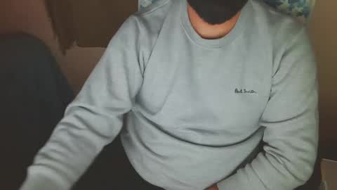 Snapshot of burlymonster chatting on December 2024 05:10:01 AM Hairy Arabian online show from December 2024 05:10:01 AM