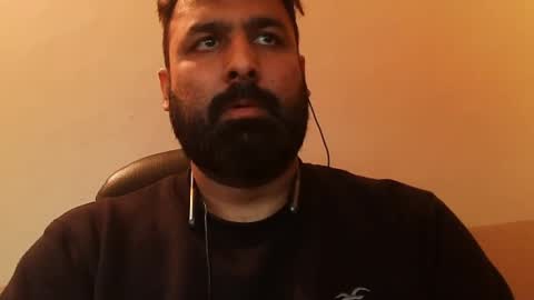 Snapshot of burlymonster chatting on January 2025 04:49:01 AM Hairy Arabian online show from January 2025 04:49:01 AM