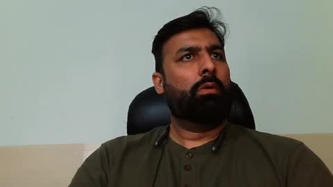 Snapshot of burlymonster chatting on February 2025 06:46:02 AM Hairy Arabian online show from February 2025 06:46:02 AM