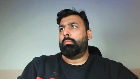 Snapshot of burlymonster chatting on February 2025 05:03:02 AM Hairy Arabian online show from February 2025 05:03:02 AM