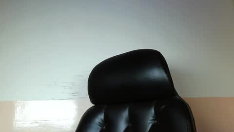 Snapshot of burlymonster chatting on February 2025 07:02:01 AM Hairy Arabian online show from February 2025 07:02:01 AM