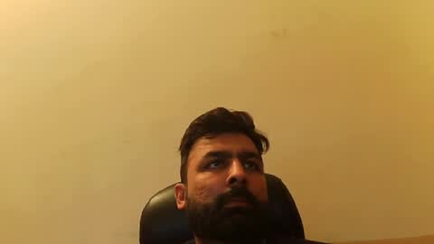 Snapshot of burlymonster chatting on February 2025 05:12:02 AM Hairy Arabian online show from February 2025 05:12:02 AM