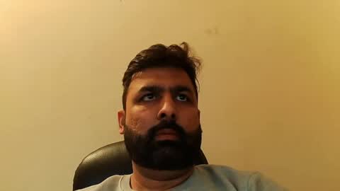 Snapshot of burlymonster chatting on February 2025 04:24:02 AM Hairy Arabian online show from February 2025 04:24:02 AM