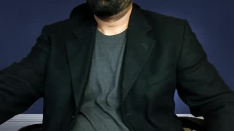 Snapshot of burlymonster chatting on September 2025 03:08:01 AM Hairy Arabian online show from September 2025 03:08:01 AM