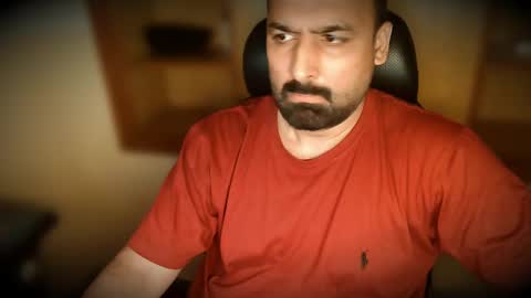 Snapshot of burlymonster chatting on October 2025 04:31:02 AM Hairy Arabian online show from October 2025 04:31:02 AM