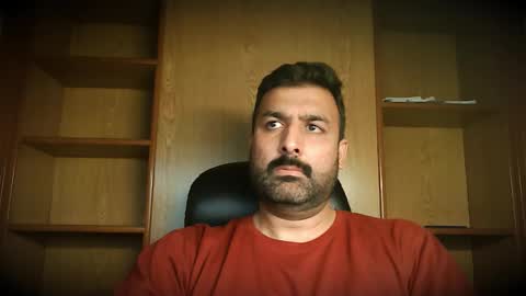 Snapshot of burlymonster chatting on October 2025 09:45:01 AM Hairy Arabian online show from October 2025 09:45:01 AM