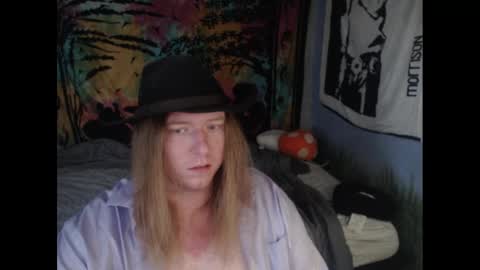 burningflute online show from September 2025 10:22:02 PM