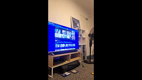 Snapshot of burra112 chatting on December 2025 11:27:02 AM burra112 online show from December 2025 11:27:02 AM