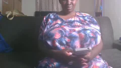 Snapshot of burstysasha chatting on November 2025 05:24:01 PM burstysasha online show from November 2025 05:24:01 PM