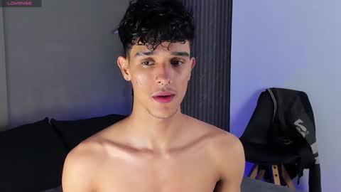 Snapshot of busterspinter chatting on December 2024 05:59:02 AM Buster independent model online show from December 2024 05:59:02 AM