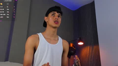 Snapshot of busterspinter chatting on December 2024 08:09:01 AM Buster independent model online show from December 2024 08:09:01 AM