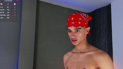 Snapshot of busterspinter chatting on December 2024 05:10:01 PM Buster independent model online show from December 2024 05:10:01 PM